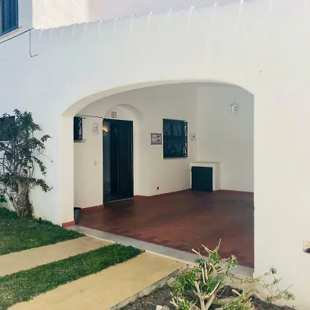 T3 Holiday Cottage Near The Beach | B111 Porches  Exterior photo